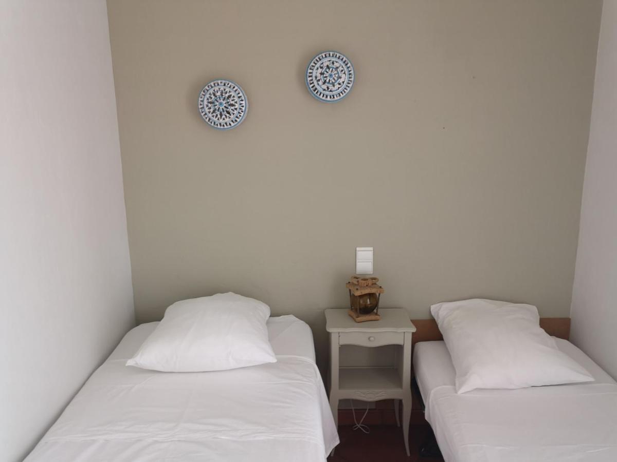 B&B Le Garric นีมส์ ภายนอก รูปภาพ