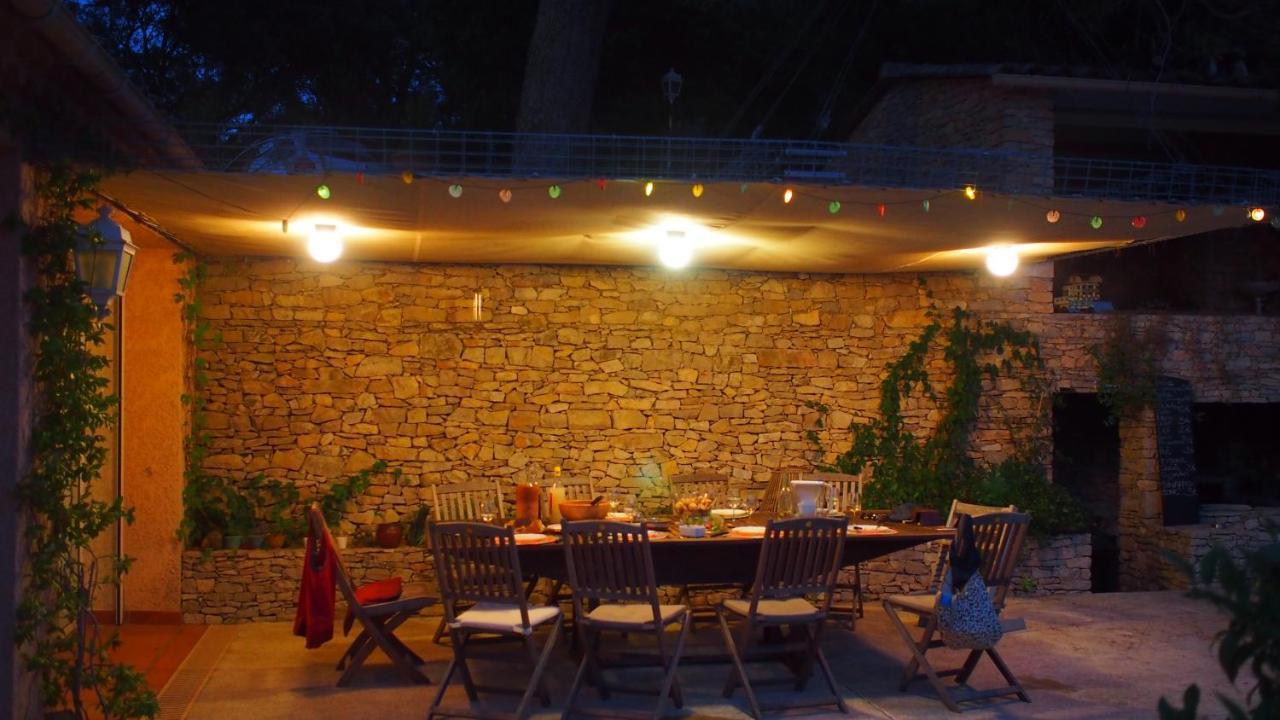 B&B Le Garric นีมส์ ภายนอก รูปภาพ